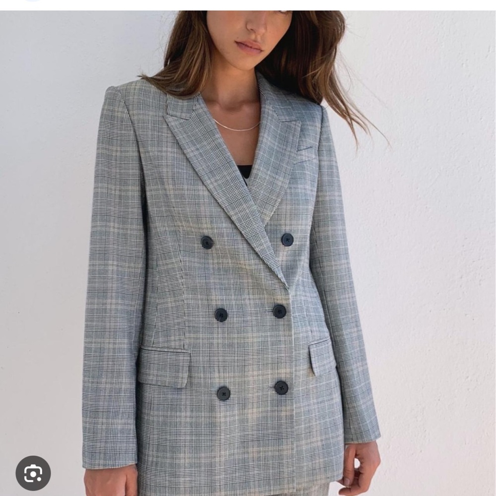 Aritzia Samuel blazer - size 2